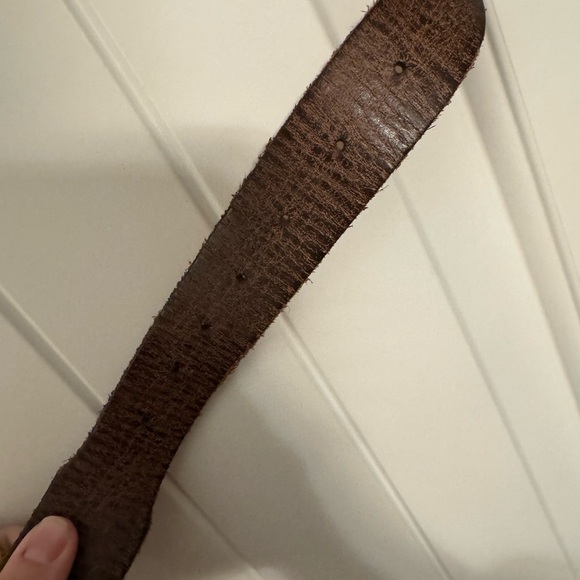 Women’s Cabi Brown Leather Belt - Picture 4 of 9